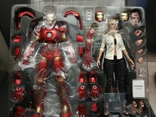 hot toys iron man IX et pepper