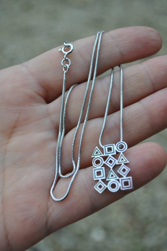 Tres joli collier - tres,