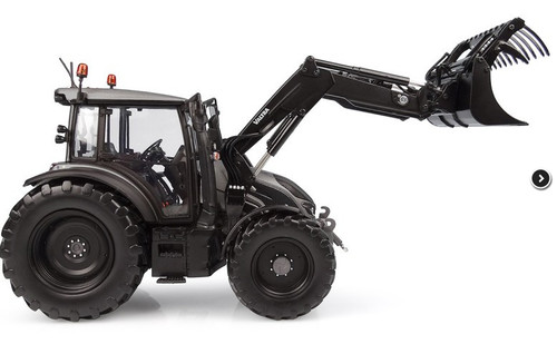 Universal hobbies tracteur - universal,