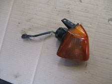 Clignotant avant droit pour