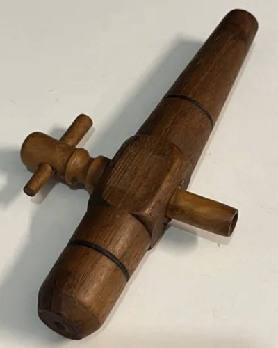 Ancien robinet bois pour - en,