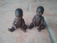 LOT DE 2  POUPONS POUPEE