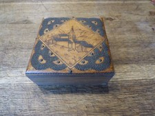 jolie et ancienne boîte