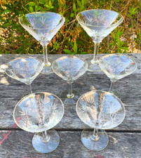 7 anciennes coupes à