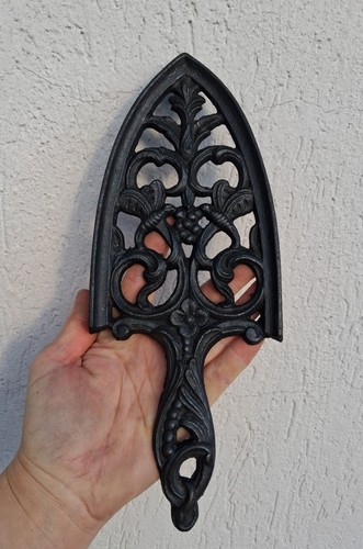 Antique iron holder - iron, cast
