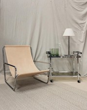 Jakob, le fauteuil chromé en