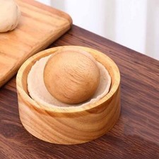 Presse à raviolis en bois