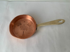 ancienne petite poêle en