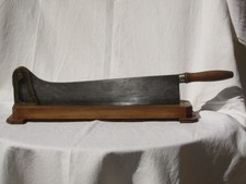 ancien coupe pain Art