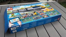 Boîte du train LEGO CITY