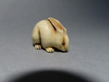 netsuke. Petit lapin. Japon.