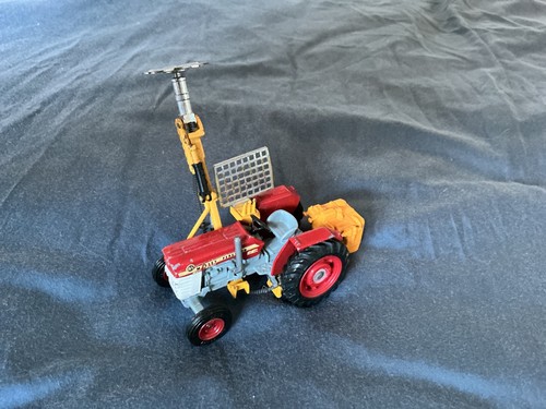 Corgi toys tracteur massey - toys,