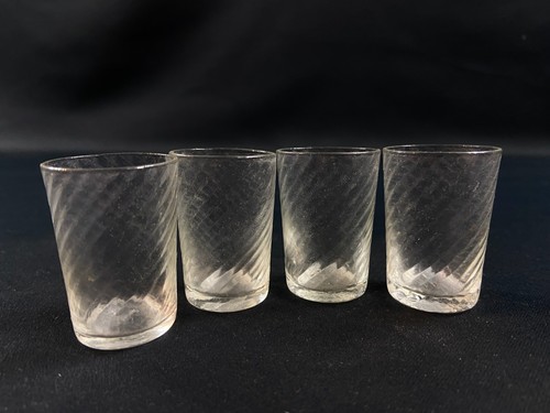 Suite petits verres - de,
