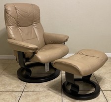 Ekornes Stressless ‘Mayfair’ Leather Recliner Chair & Ottoman Norway Furniture