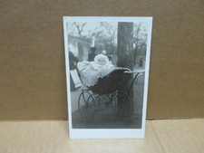 BEBE DANS SON LANDEAU carte