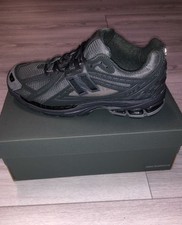 New balance 1906r taille 44