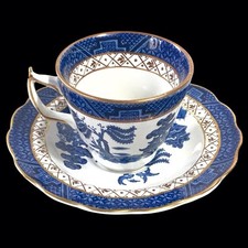 Booths  Real Old Willow Cup