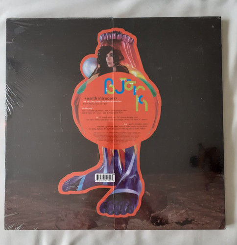 Bjork earth intruder 2018 - -earth, intruder-2018
