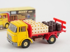 Dinky Toys F n° 588 GAK  BERLIET camion plateau Brasseur jamais joué en boite