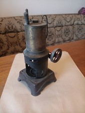 jouet ancien en tôle Machine