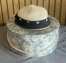 Vintage 1950s Lady’s Original Chapeaux Louise Cavalier Hat w/ Black Veil Size 22