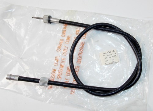 Black vinyl tachometer cable - black,