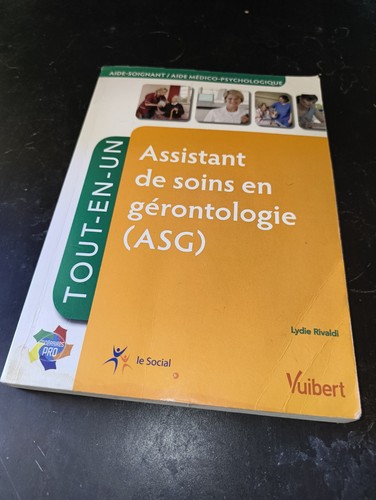 Livre assistant soins - livre,