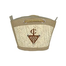 Sac à main artisanal tressé à la main avec des fibres 100 % naturelles.