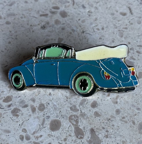 Pin coccinelle cabriolet - pin’s,