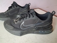 air max alpha trainer 6 baskets nike homme taille 43 en TBE.