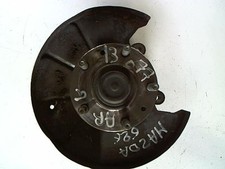 Pivot de moyeu arriere gauche