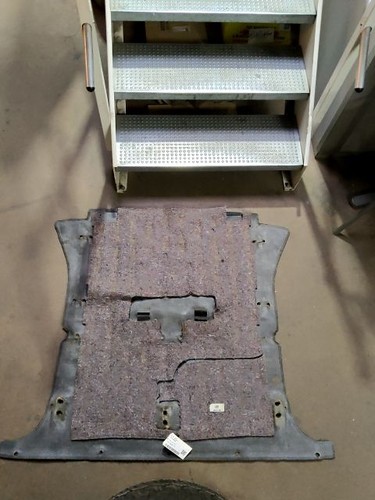 Tapis coffre mitsubishi - coffre, pajero