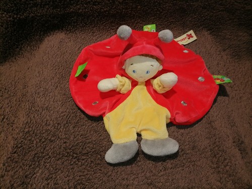 Doudou plat poupée coccinelle