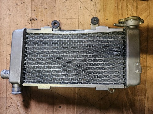 Radiateur droit honda vtr 1000 - radiateur,