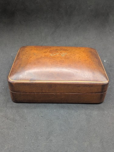 Rare boîte ancienne cuir - en,