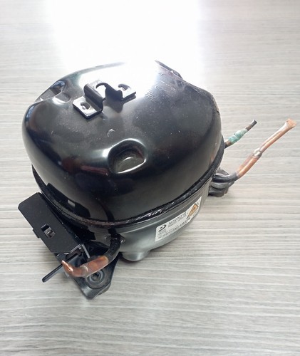 Az100cy1b compresseur moteur - compresseur,