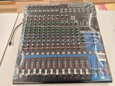 Table de mixage Yamaha MG16XU