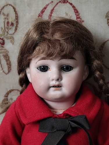 Adorable petite 1894 - , am