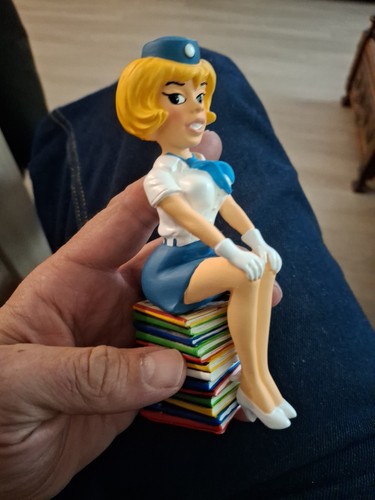 Figurine natacha dupuis 2018 - figurine,