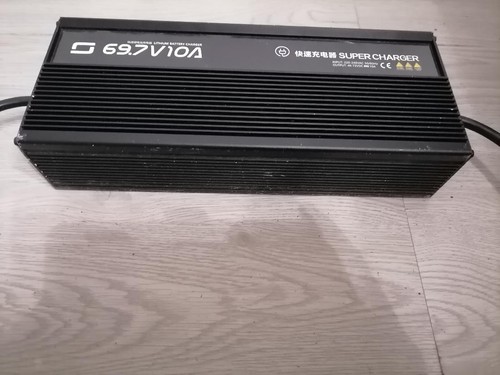 Super charger v10 a - charger,