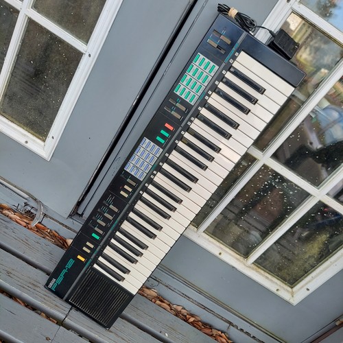 Yamaha psr keyboard - yamaha, psr-12