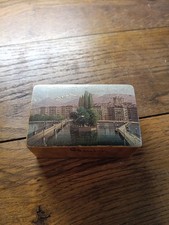 Ancienne Petite Boîte En Bois Peint Genève 