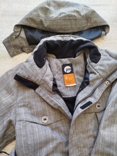 VESTE DE SKI FUSALP FEMME TRES BEAU MODÈLE CAPUCHE AMOVIBLE.  TAILLE 48