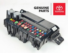 Lexus LS460 LS600h Fuse Relay Engine Room Junction Block 82720-50081 USED OEM
