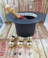 Moet & Chandon table decoration set : Bucket hat form, boules boxes and pin's ..