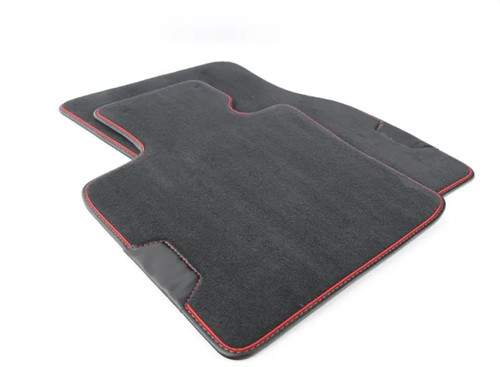 Ensemble tapis sol - tapis, avant
