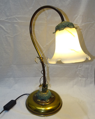 Jolie lampe poser de - poser,