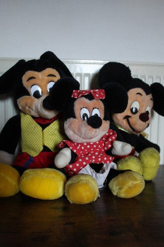 Lot peluche disneyland - 3,