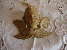 ancien ornement de berceau, de