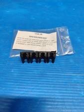 Bride de tuyau de carburant